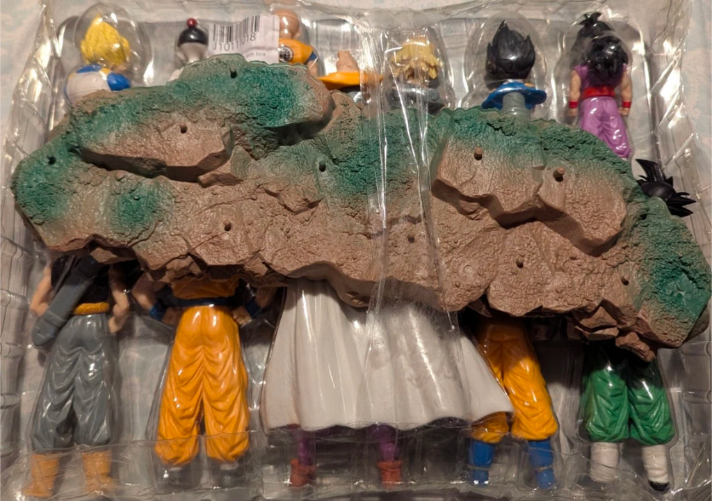 9 piece Dragonball Z set